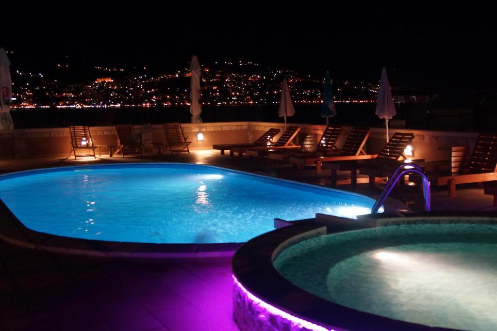 Apartments Obala - Katić Herceg Novi Zewnętrze zdjęcie